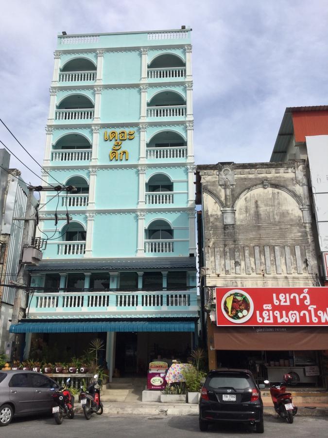 The Duck Hotel Phuket Bagian luar foto
